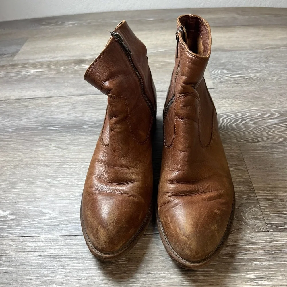Frye Ankle Boots Womens 9 Cognac Brown Leather Western Side Zip 3476696-COG